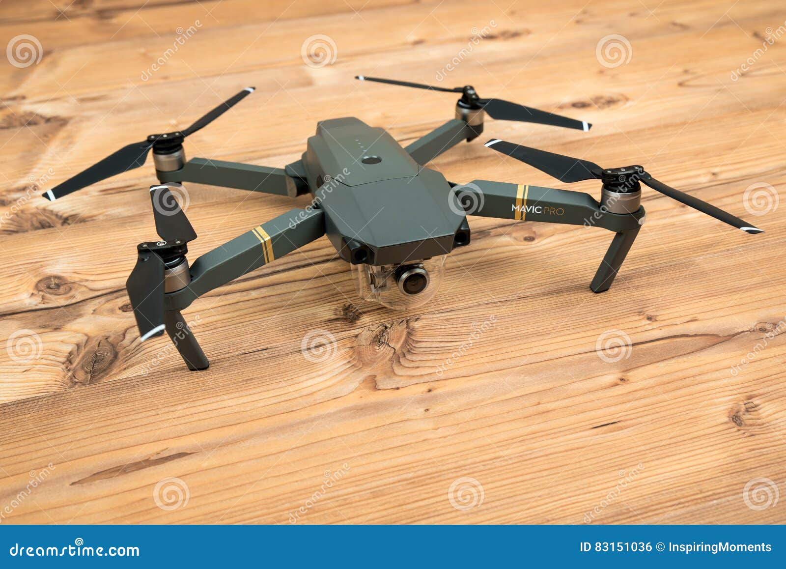 Трутень DJI Mavic Pro: Рига, Латвия 25,2016 -Го ДЕКАБРЬ Один Из.