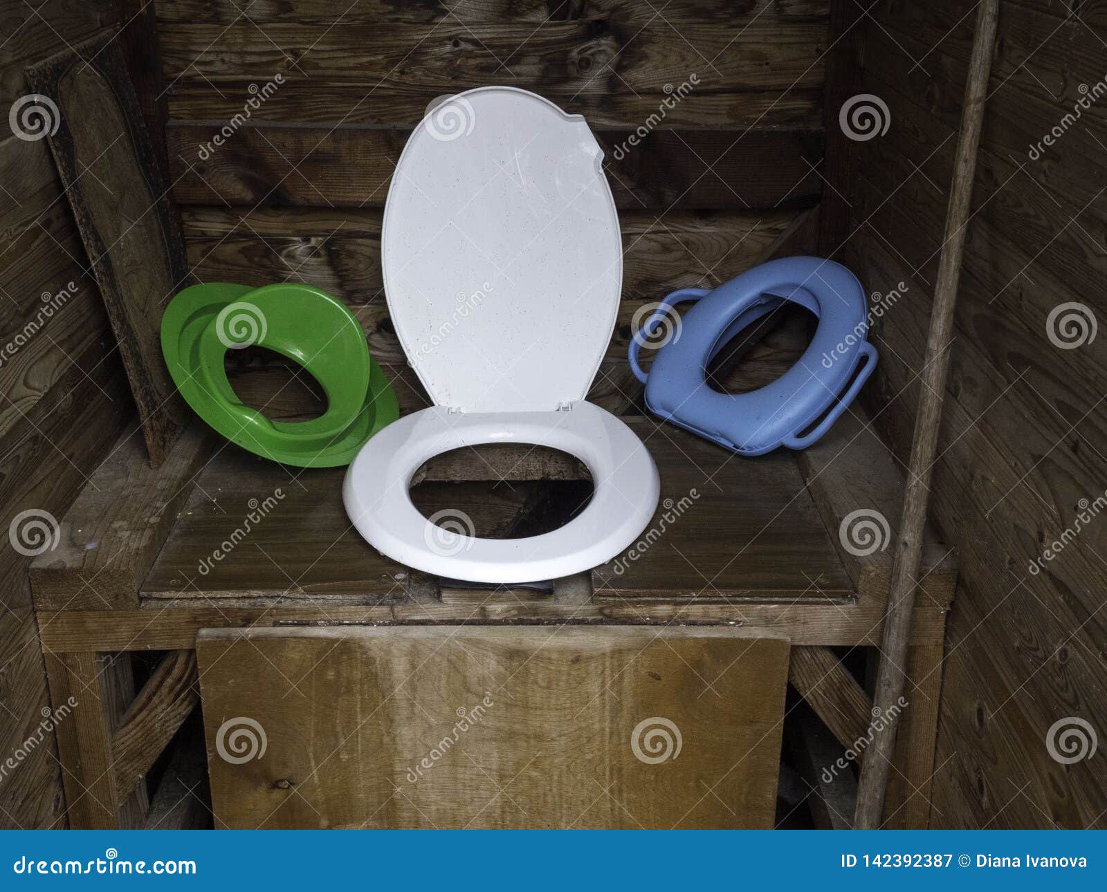 Фото Туалета В Саду