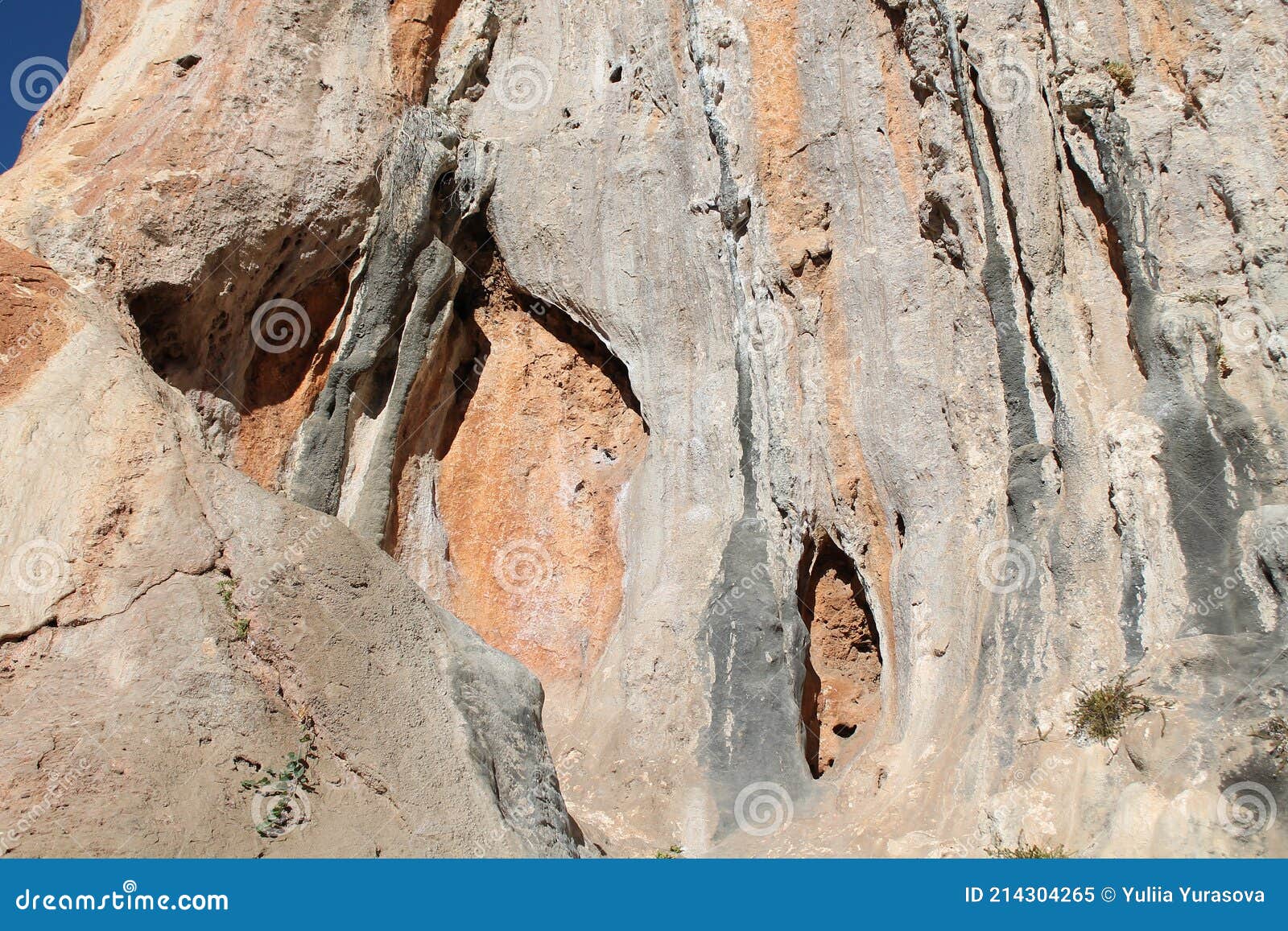 Турция района скалы занятий скалолазанием Geyikbayiri Стоковое Изображение - изображение насчитывающей высоко, пуща: 214304265