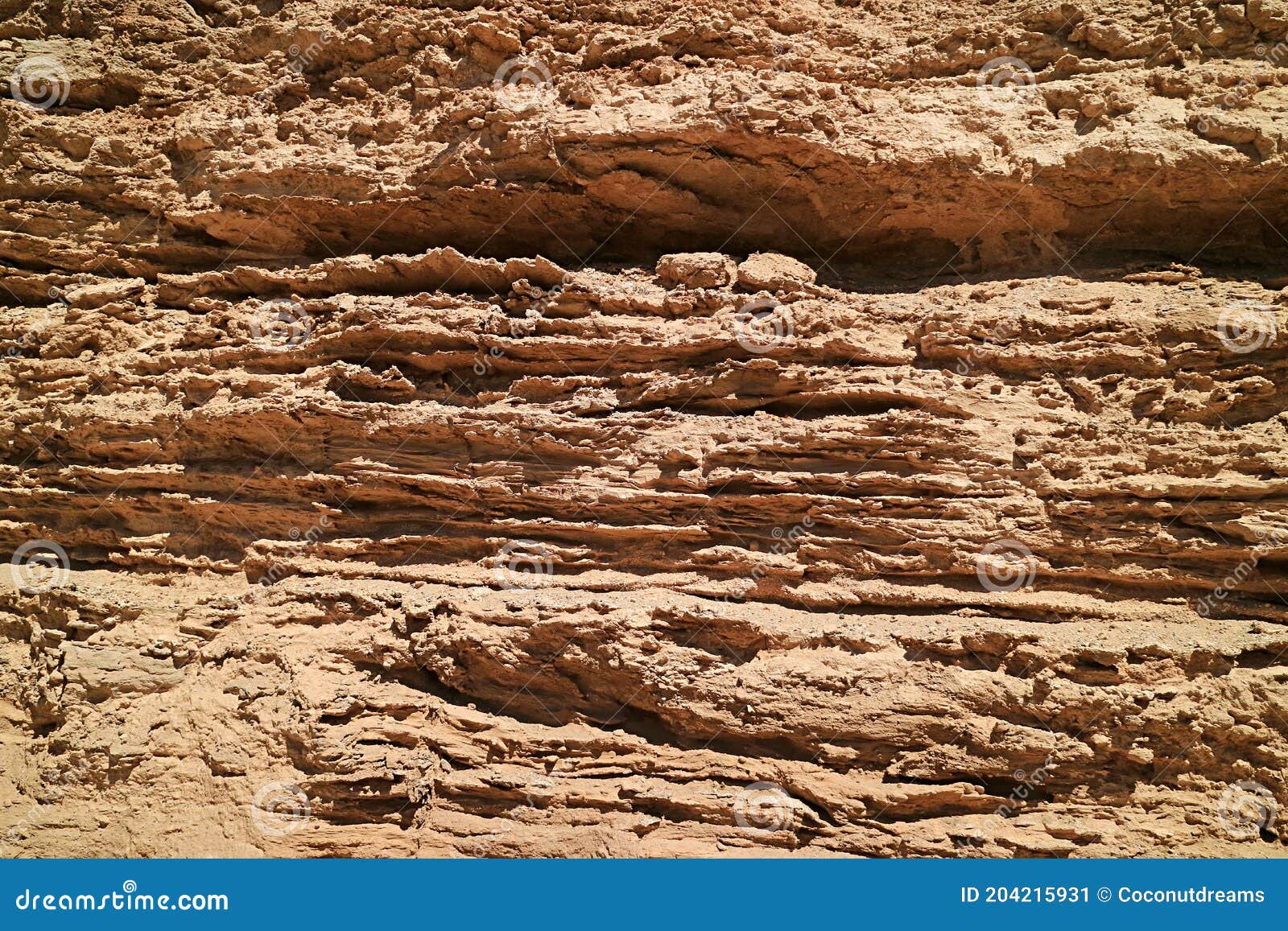 Удивительные текстура горной породы вдоль дороги в горах в пустыне атакама  в чили Стоковое Изображение - изображение насчитывающей отдых, атаксия:  204215931