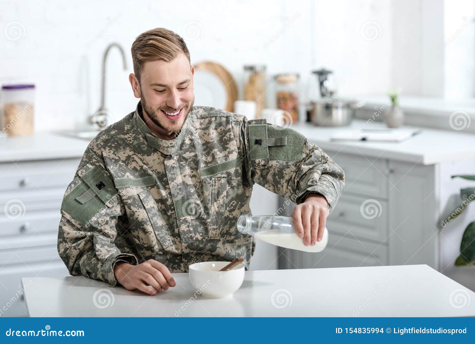 Армейское молоко. Молоко в армии. Военные молоко фото. Military smile stock photo.
