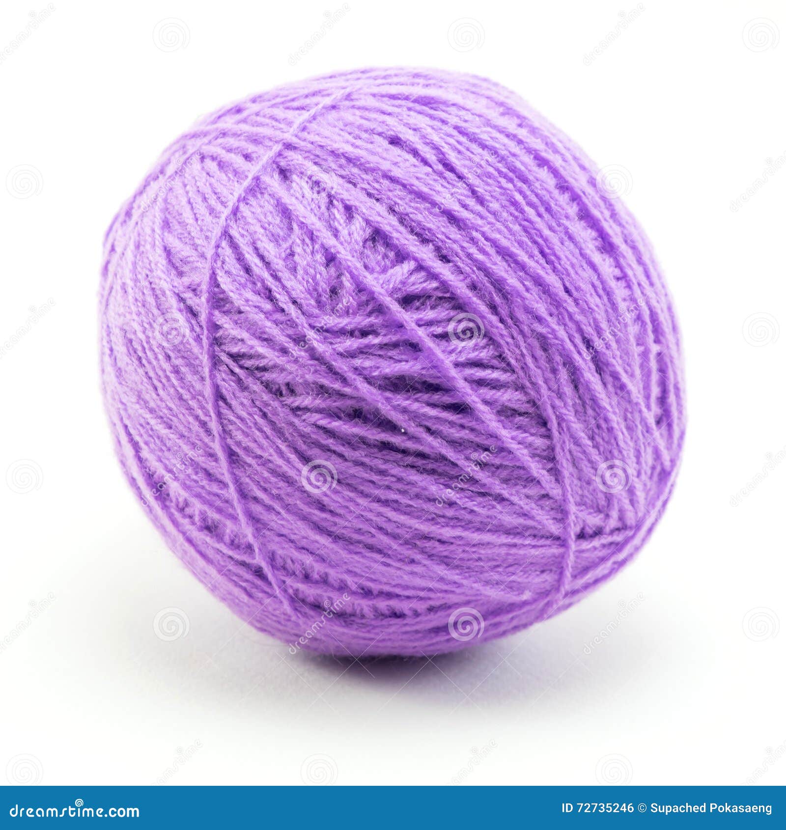 Обратный моток. Клубок мультяшный. Клубок красных ниток. Обратный моток. Шерстяная пряжа фиолетовая.