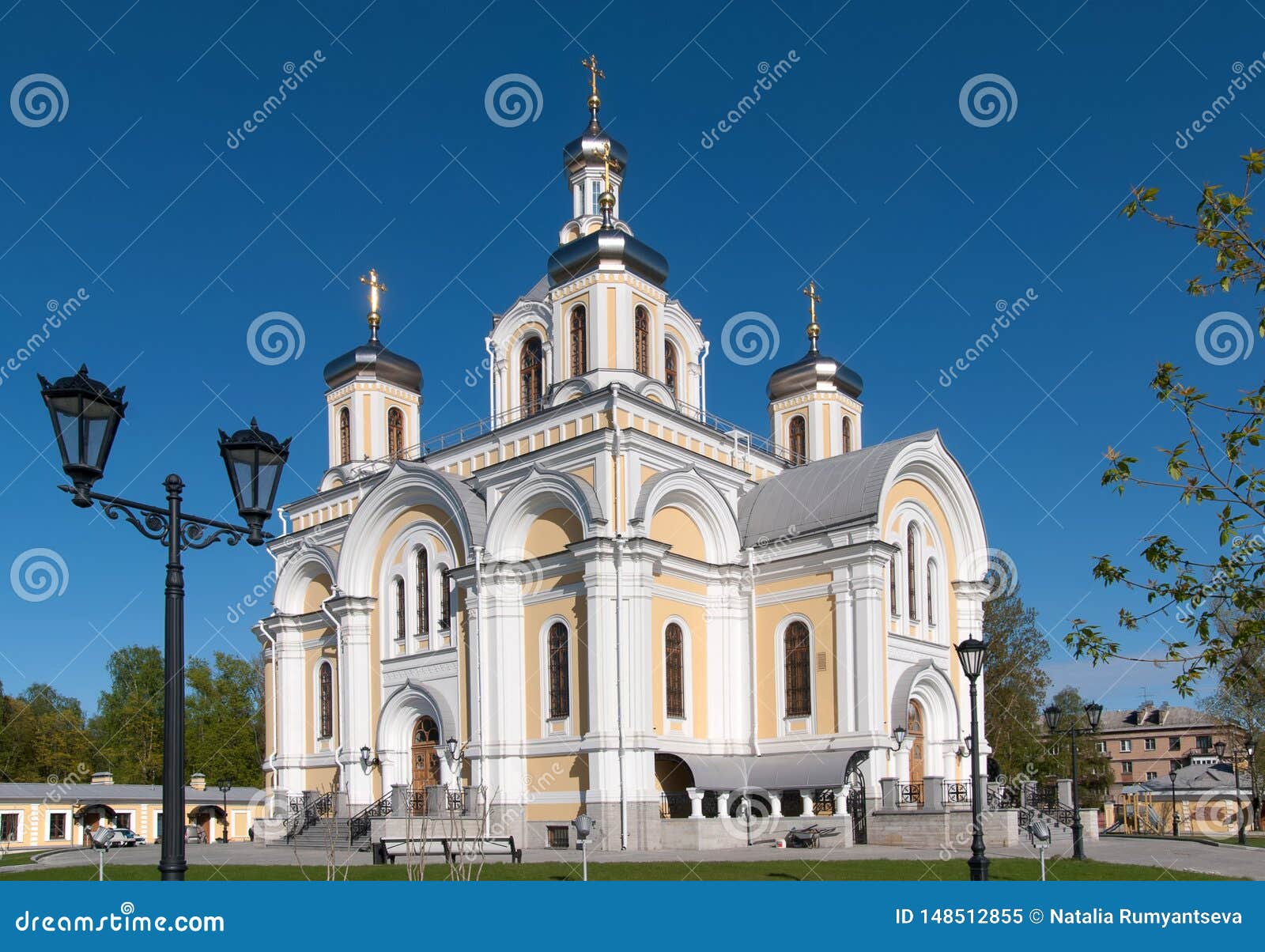 Церковь троицы живоначальной октябрьская наб 18 фото