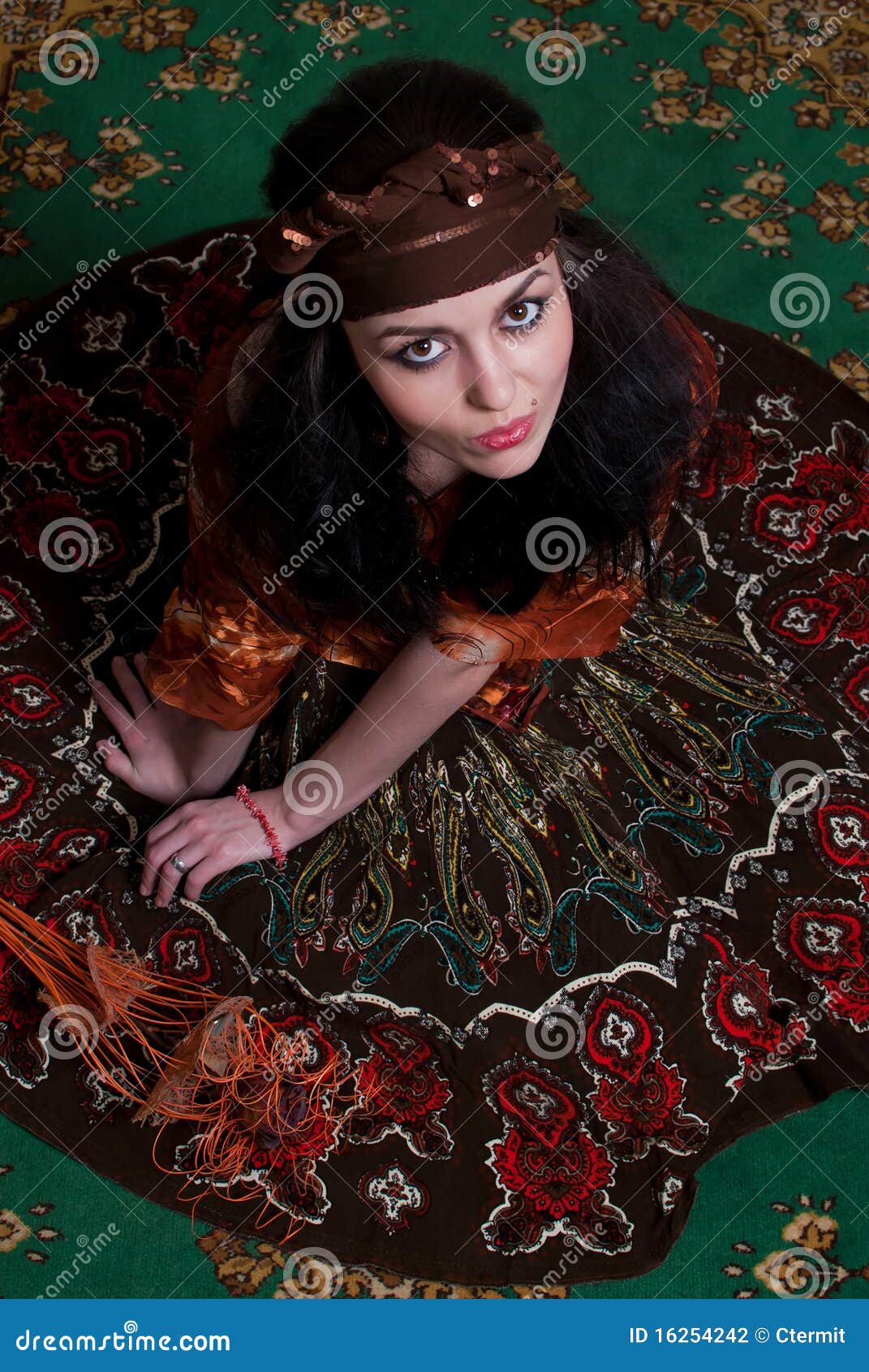 Цыганки фото девушек красивые