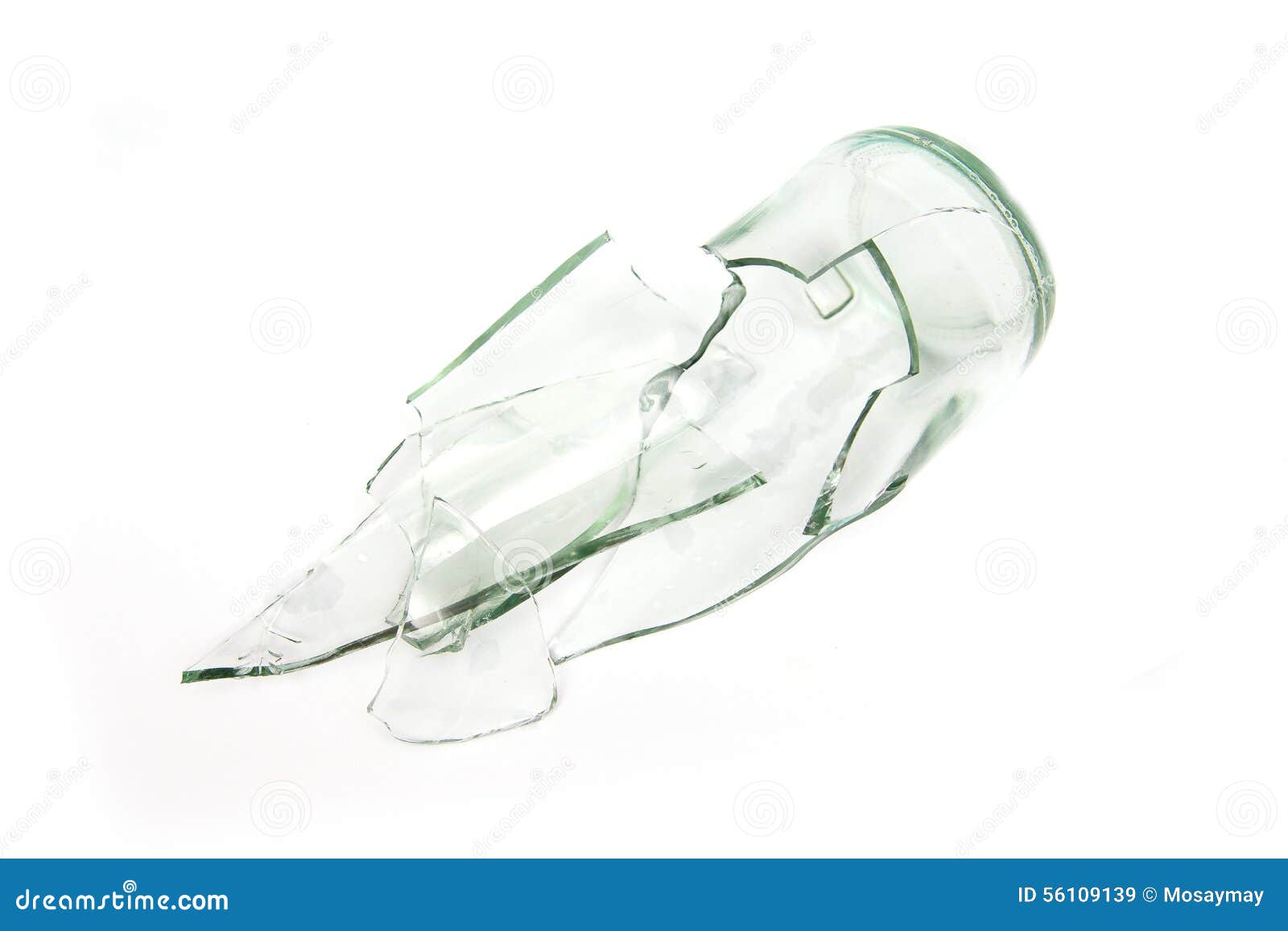 Разбитая бутылка воды. Осколки бутылки. Разбитая стеклянная банка. Разбитая прозрачная бутылка. Разбитая стеклянная бутылка.