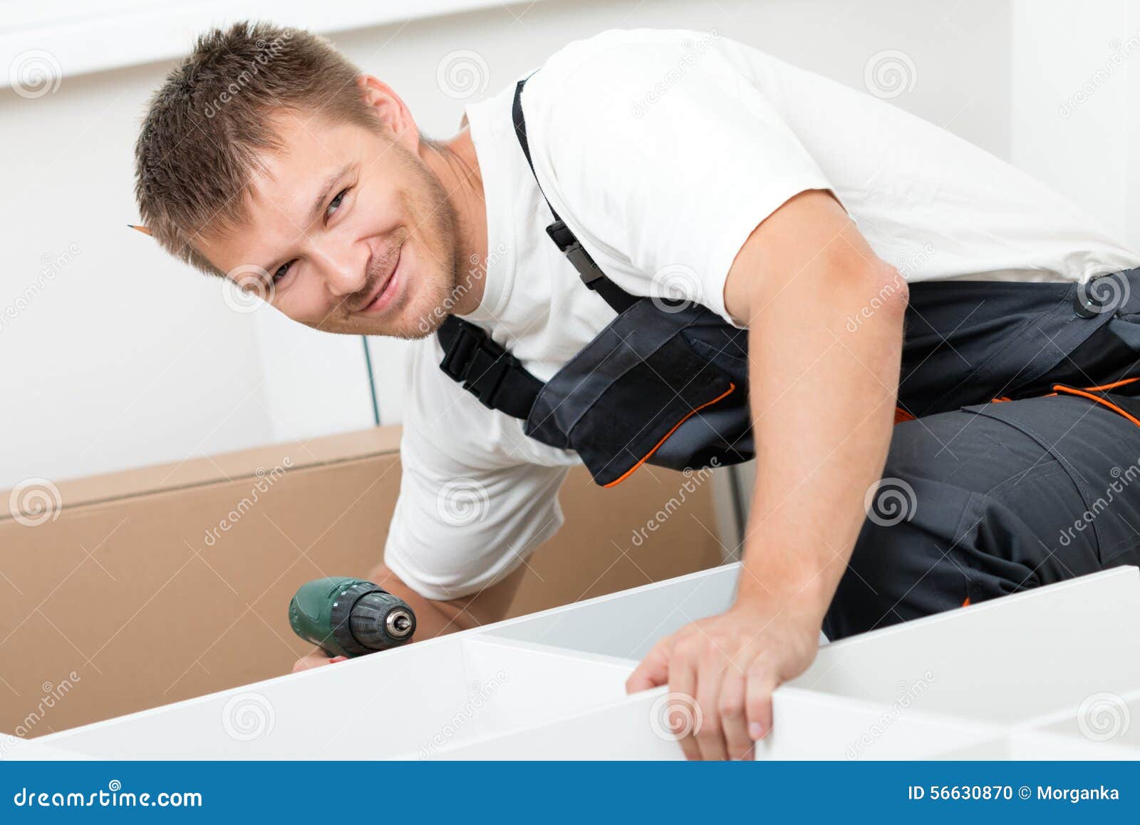 новые вакансии сборщик мебели