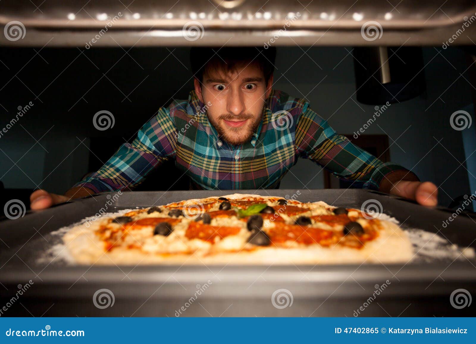 человек с пиццей фото фото 80