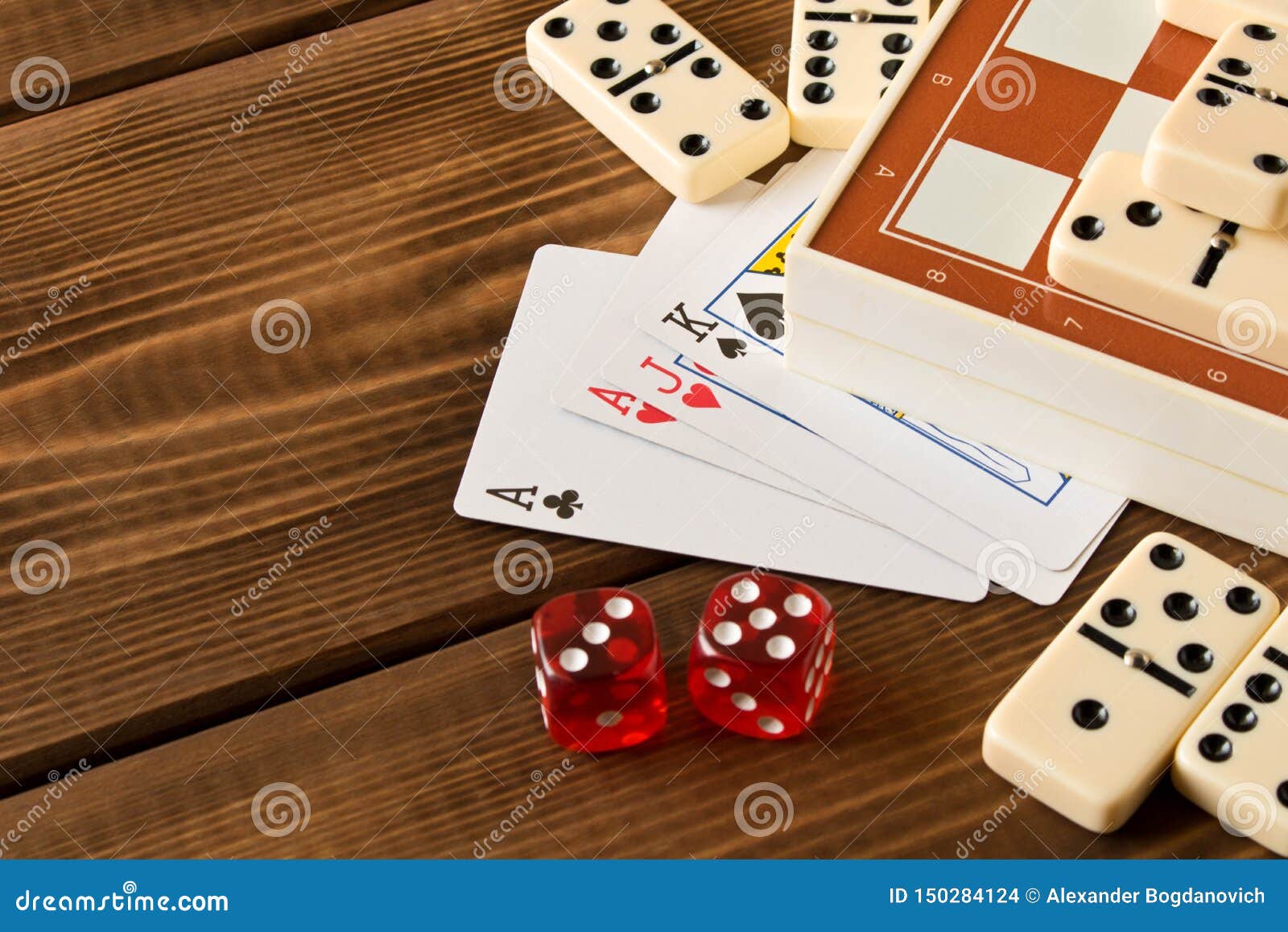 Как играть в игру домино в картах букмекерская контора в московском
