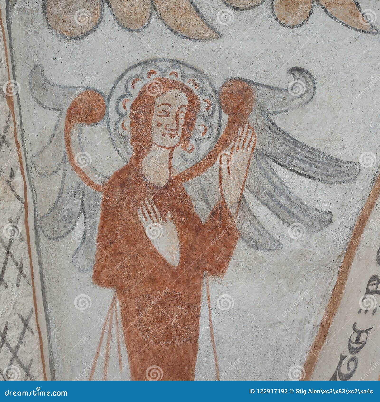 与举他的手的两个大翼的天使 一幅哥特式壁画库存照片 图片包括有与举他的手的两个大翼的天使 一幅哥特式壁画