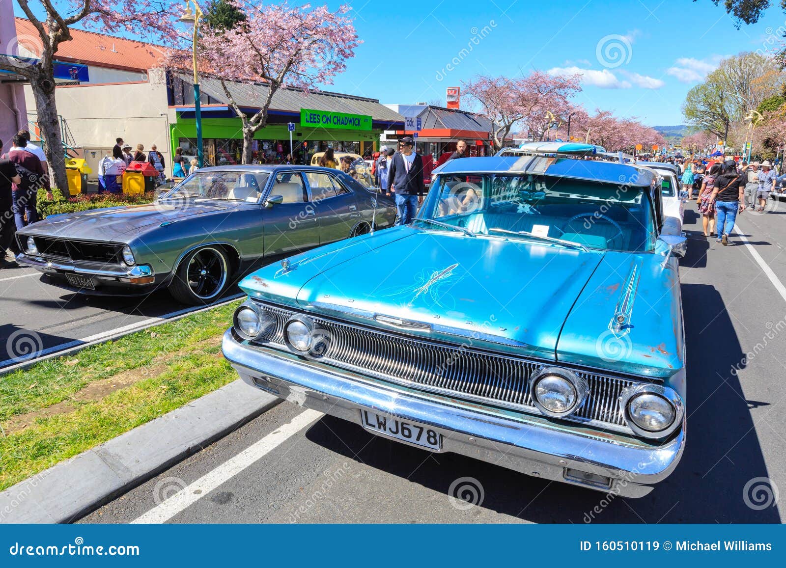 世纪60年代和70年代美国和澳大利亚汽车展编辑类库存图片 图片包括有陈列 镀铬物 西兰