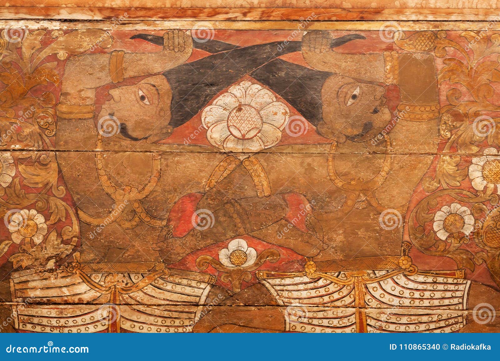两个神话英雄绘画由在神圣的牙里面16世纪寺庙的头发互相拉扯编辑类图片 图片包括有历史记录 历史 两个神话英雄绘画由在神圣的牙里面16世纪寺庙的头发互相拉扯编辑类图片 图片包括有历史记录 历史