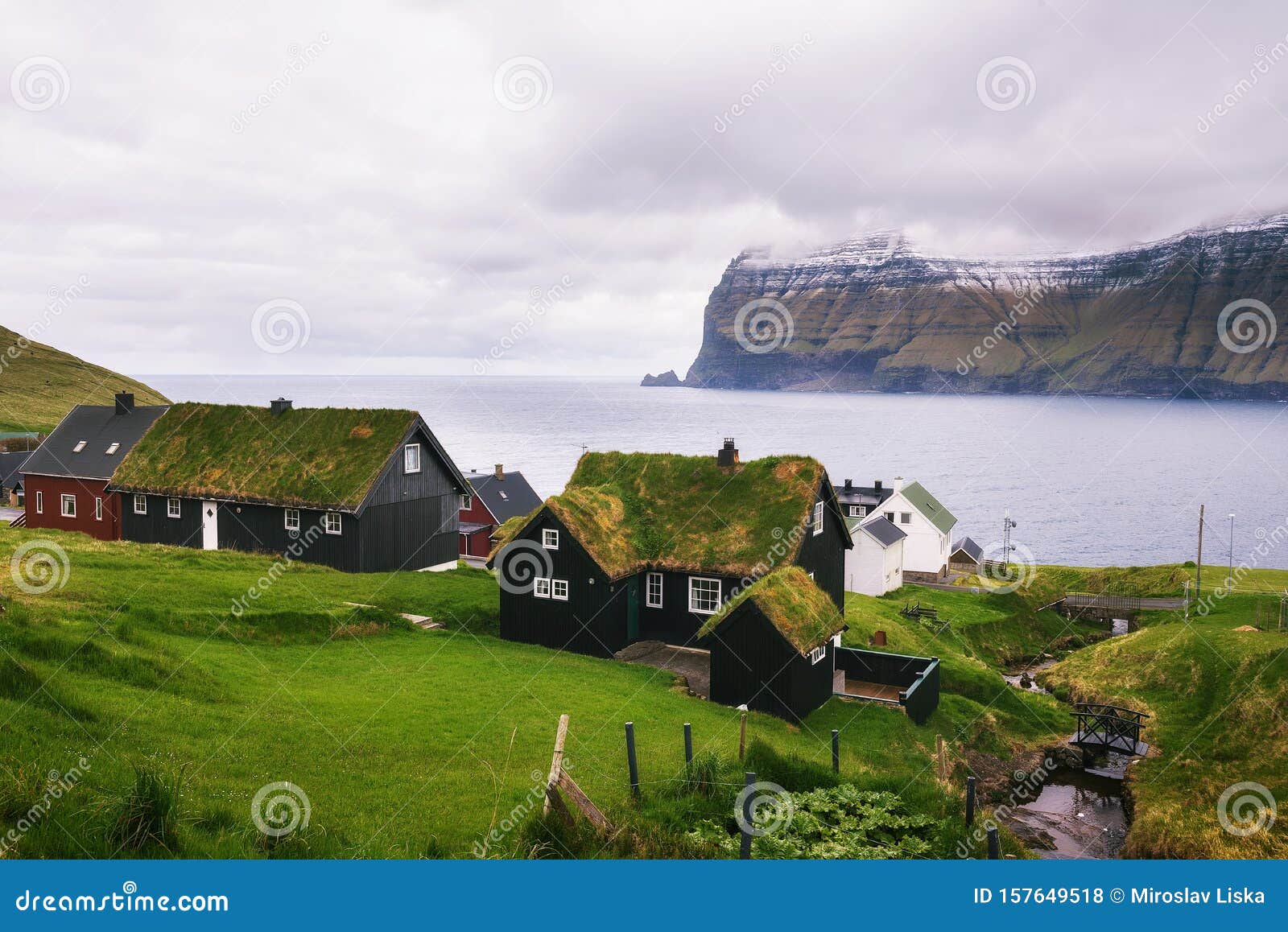 丹麦法罗群岛米克拉达尔村库存照片 图片包括有