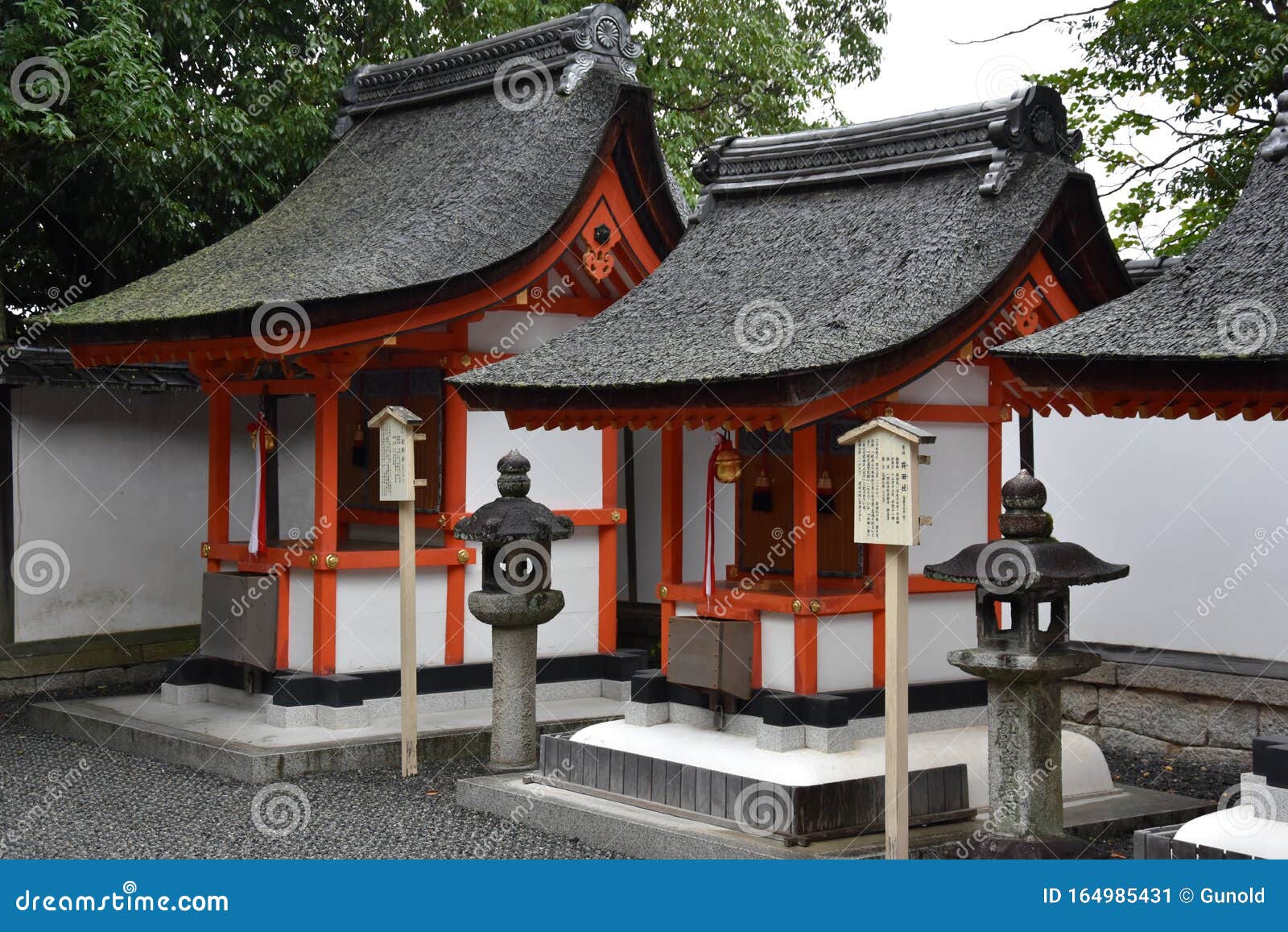 京都伏见稻成神社详情库存图片 图片包括有宗教 吸引力 目的地 入口 区域 日语 红色