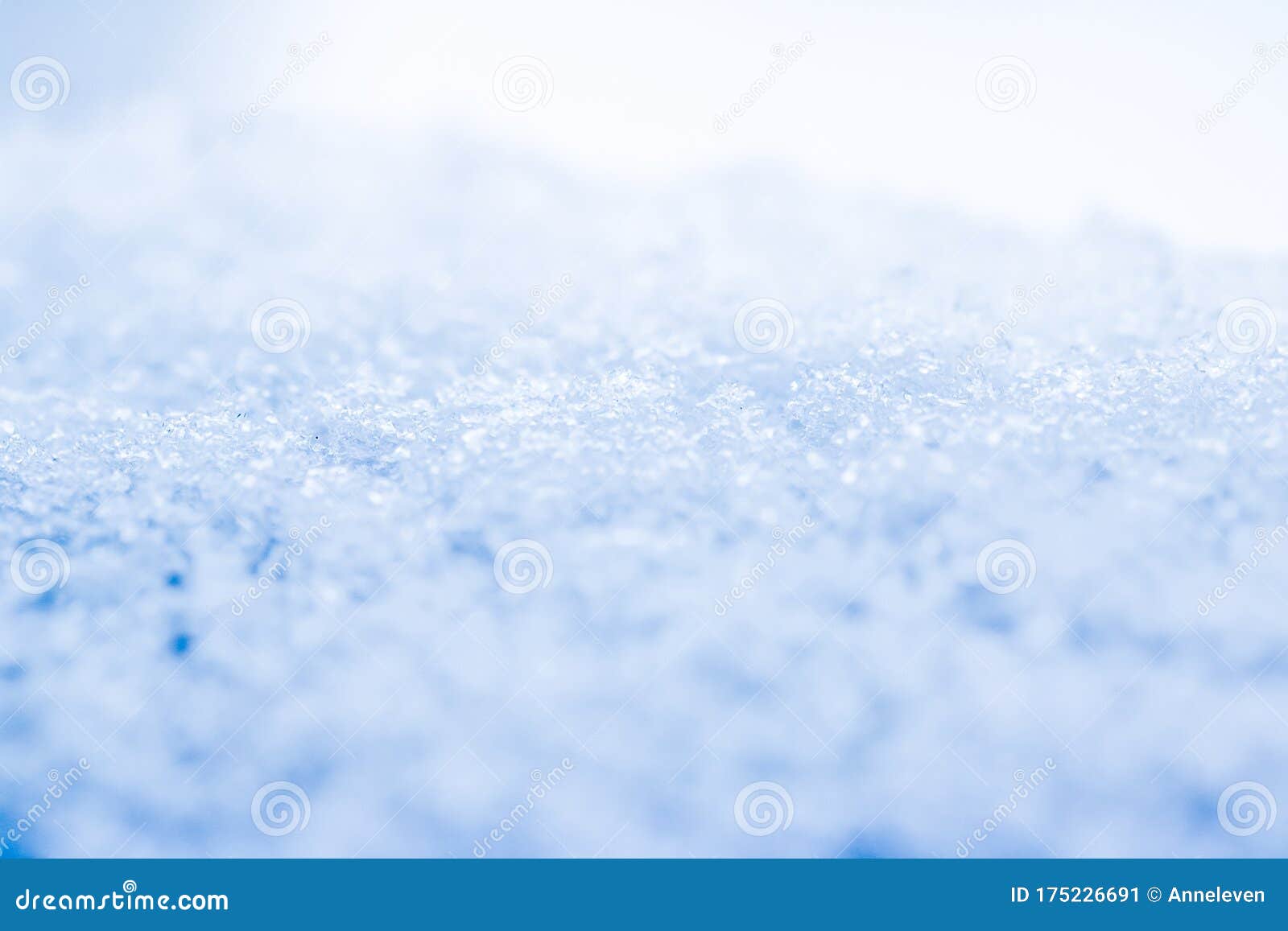 冬 假季节背景下的雪质库存图片 图片包括有冬 假季节背景下的雪质