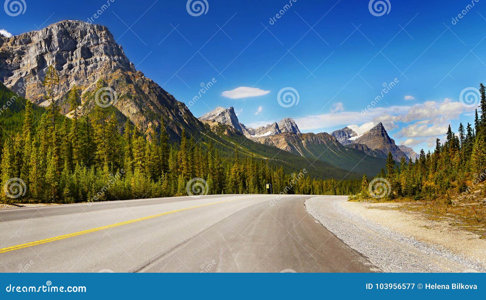 加拿大人罗基斯高速公路 风景山风景库存图片 图片包括有加拿大人罗基斯高速公路 风景山风景 加拿大人罗基斯高速公路 风景山风景库存图片 图片包括有加拿大人罗基斯高速公路 风景山风景