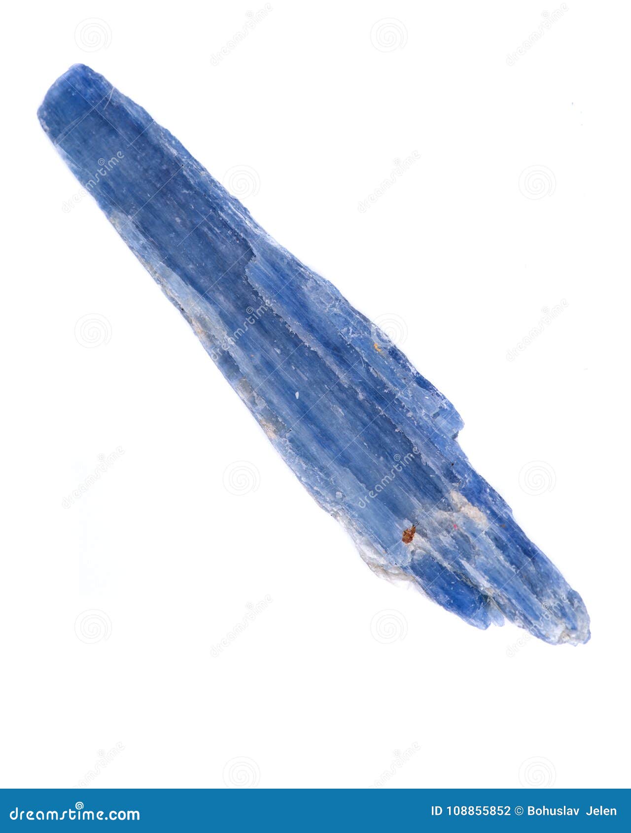 半透明的从巴西的宝石质量蓝色蓝晶石刀片库存照片 图片包括有半透明的从巴西的宝石质量蓝色蓝晶石刀片