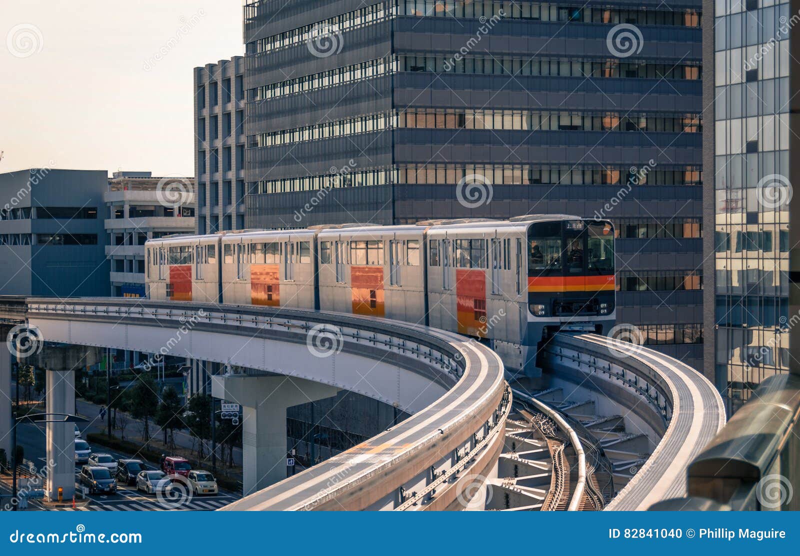 单轨铁路车在立川市 日本编辑类图片 图片包括有单轨铁路车在立川市 日本