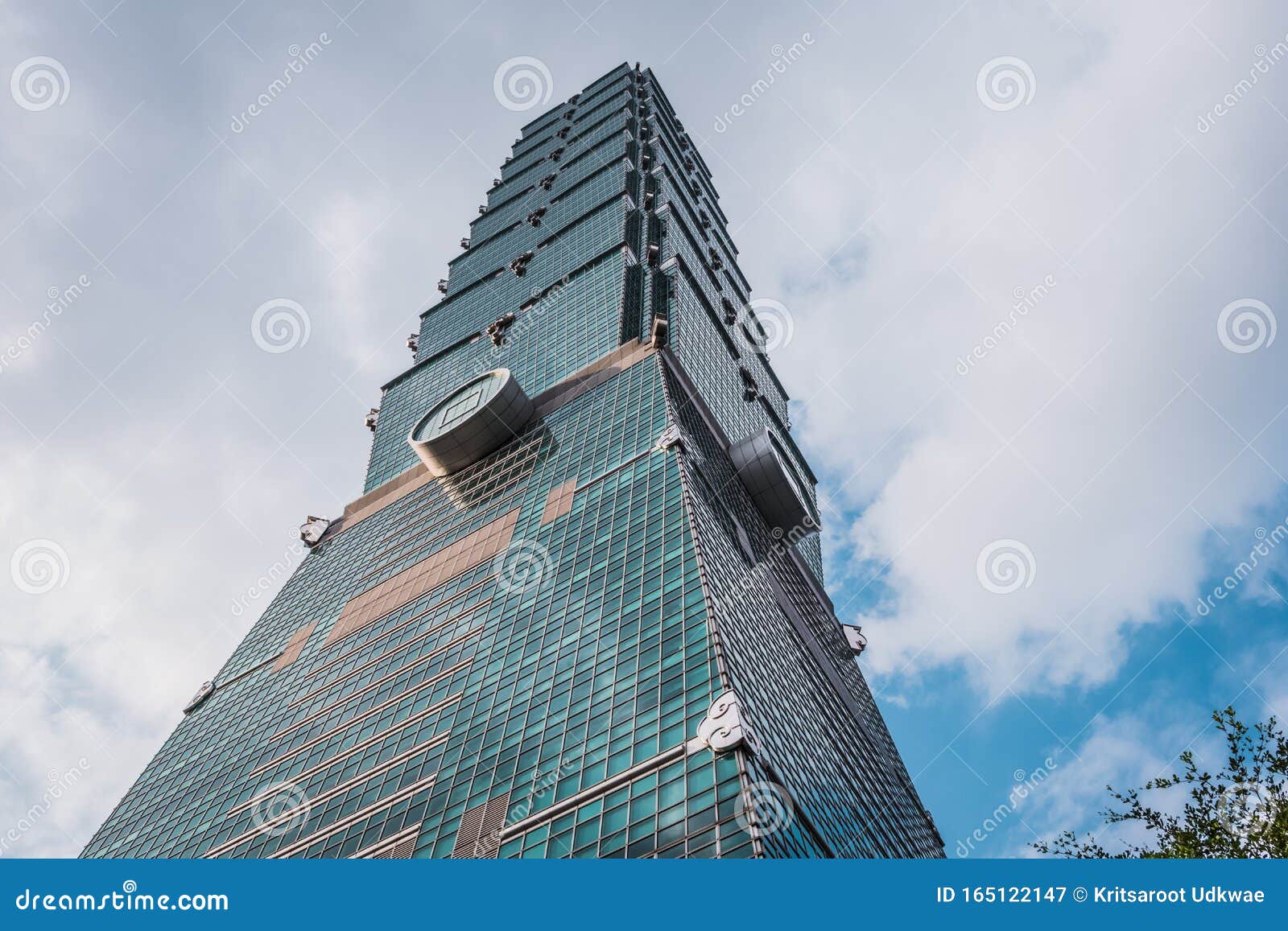 台北101大楼特写库存图片 图片包括有中央 地标 财务 现代 目的地 蓝色 街市 地区 台北101大楼特写库存图片 图片包括有中央 地标 财务 现代 目的地 蓝色 街市 地区