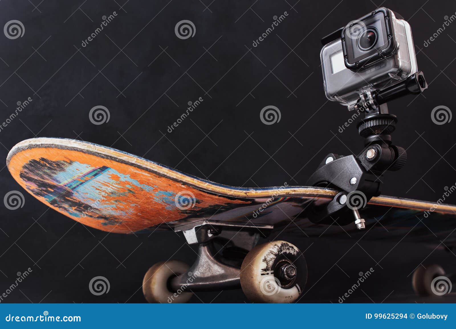 在专业滑板hero5固定的gopro 编辑类库存图片 图片包括有
