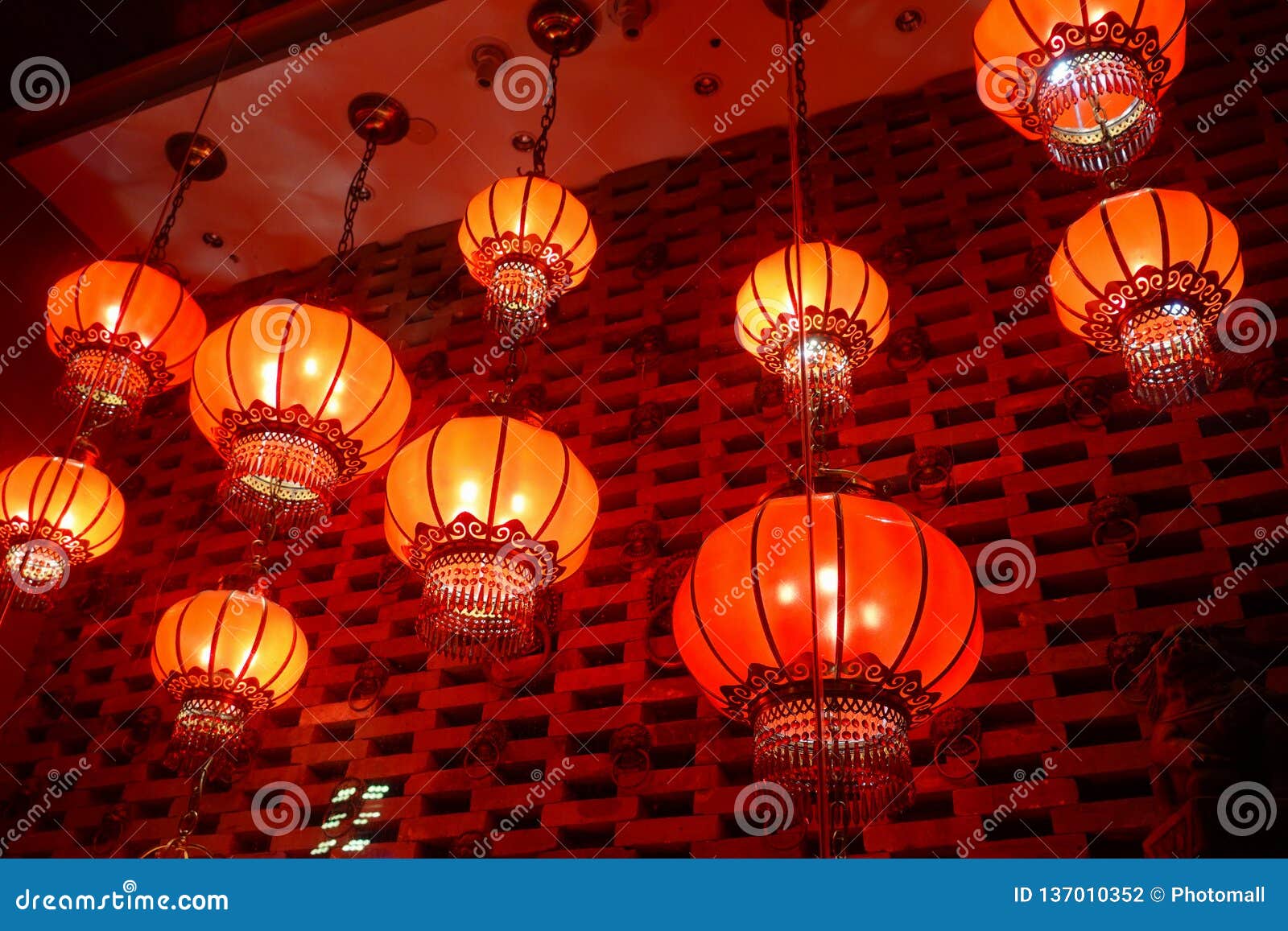 在春节中国节日的红色灯笼库存照片. 图片包括有场合, 甚而, 全部, 欢乐  image