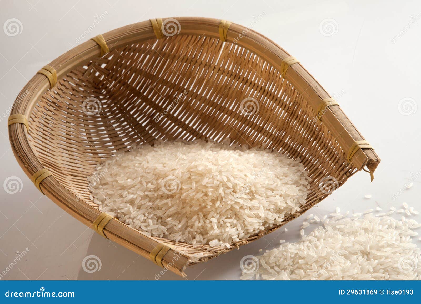 在簸箕的米库存图片 图片包括有可食 本质 谷物 健康 簸箕 仍然 庄稼 文化 东方 在簸箕的米库存图片 图片包括有可食 本质 谷物 健康 簸箕 仍然 庄稼 文化 东方
