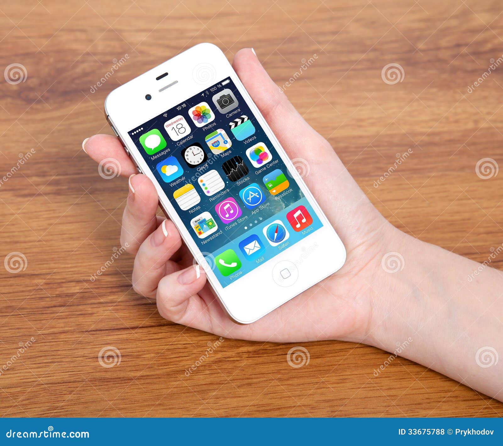 在iphone 4s苹果计算机的新的操作系统的ios 7屏幕编辑类库存照片 图片包括有 在iphone 4s苹果计算机的新的操作系统的ios 7屏幕编辑类库存照片 图片包括有