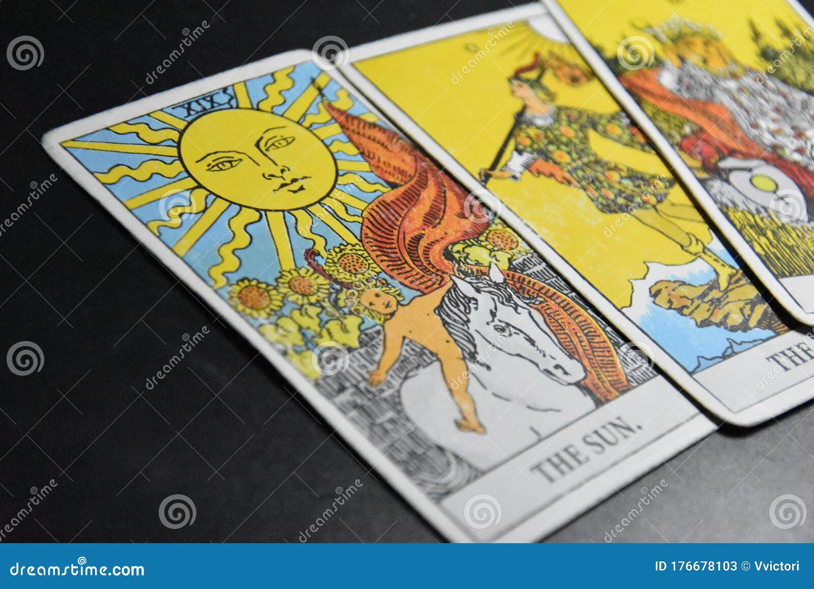 塔罗牌神秘魔法指导 目的清晰 灵魂库存例证 插画包括有直觉 灵魂 魔术 隐密 指导 塔罗牌神秘魔法指导 目的清晰 灵魂库存例证 插画包括有直觉 灵魂 魔术 隐密 指导