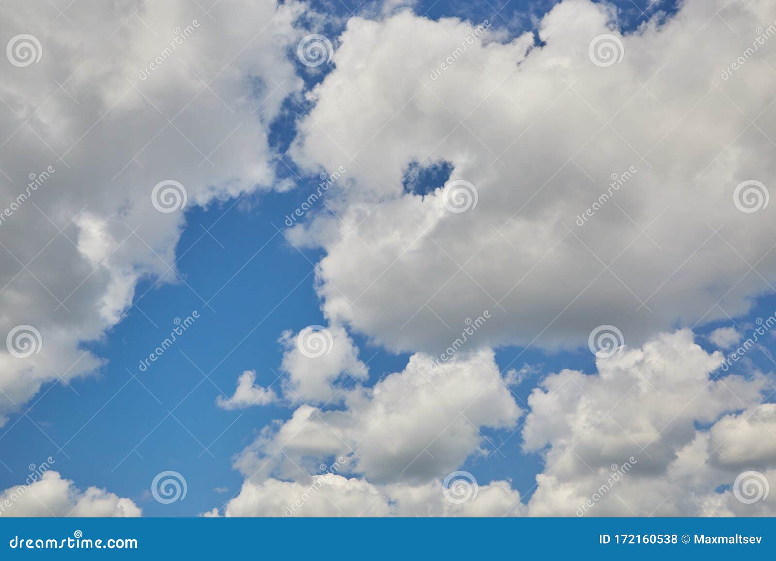 天云浅色背景中的蓝色航空景观空背景场景全景天蓝色背景库存照片 图片包括有环境 抽象