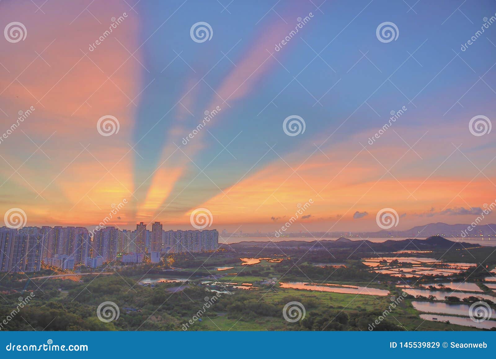 天水围 14年6月1日香港库存图片 图片包括有顶层 街市 地标 横向 布琼布拉 都市风景 天水围 14年6月1日香港库存图片 图片包括有顶层 街市 地标 横向 布琼布拉 都市风景