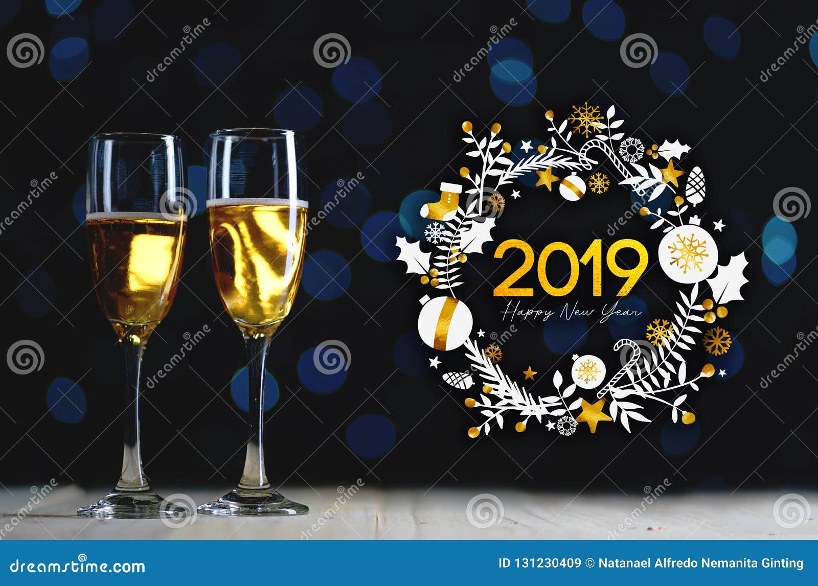 19年印刷术艺术两杯香宾黑暗的焕发光b 库存图片 图片包括有 19年印刷术艺术两杯香宾黑暗的焕发光b 库存图片 图片包括有