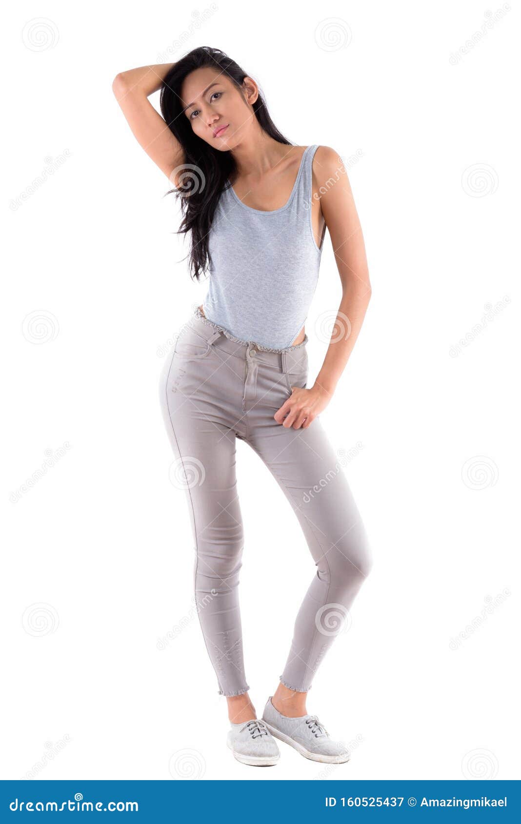 年轻美丽的亚洲女性手拍全身照片库存图片 图片包括有成人 妇女 种族 纵向 查找 人们 年轻美丽的亚洲女性手拍全身照片库存图片 图片包括有成人 妇女 种族 纵向 查找 人们