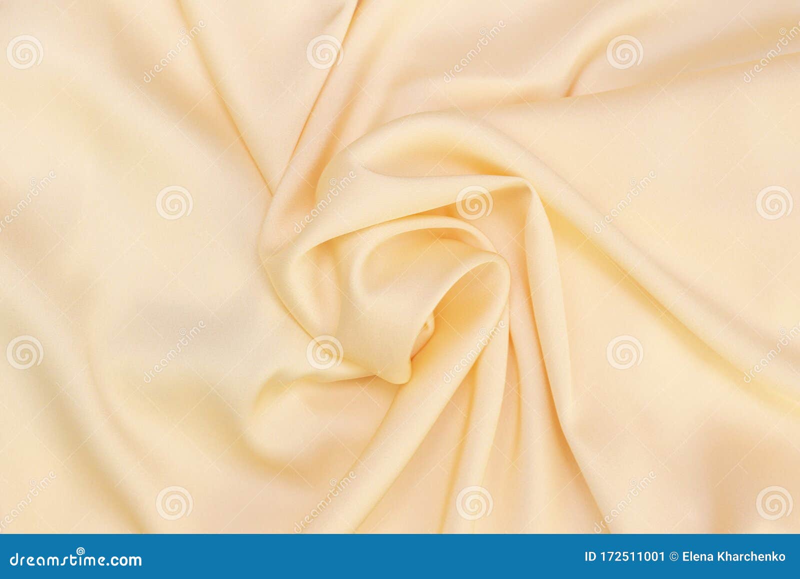 抽象奢侈品布背景丝质天然织物 扭曲得漂亮金黄色丝绸库存图片 图片包括有浪漫 织品