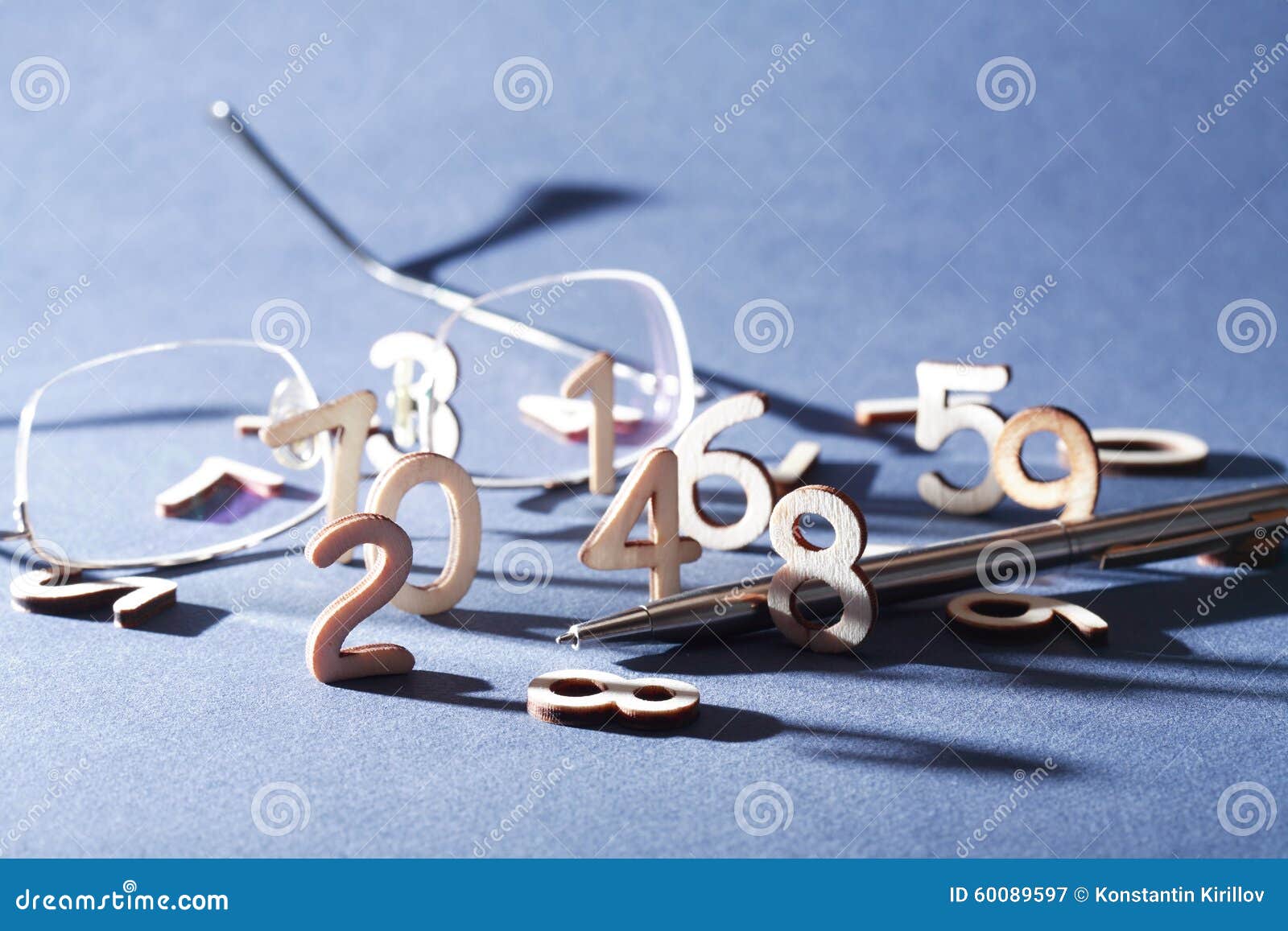数字概念库存图片 图片包括有计算 没人 的篝火 问题 数字 符号 编号 数学 商业