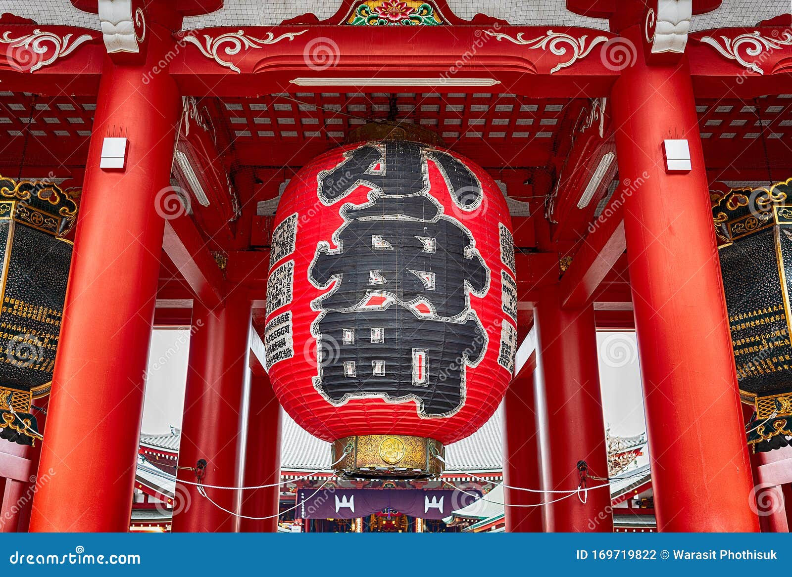日本东京浅草年1月15日图库摄影片 图片包括有宗教 红色 雷鸣 五颜六色 日本之神道教