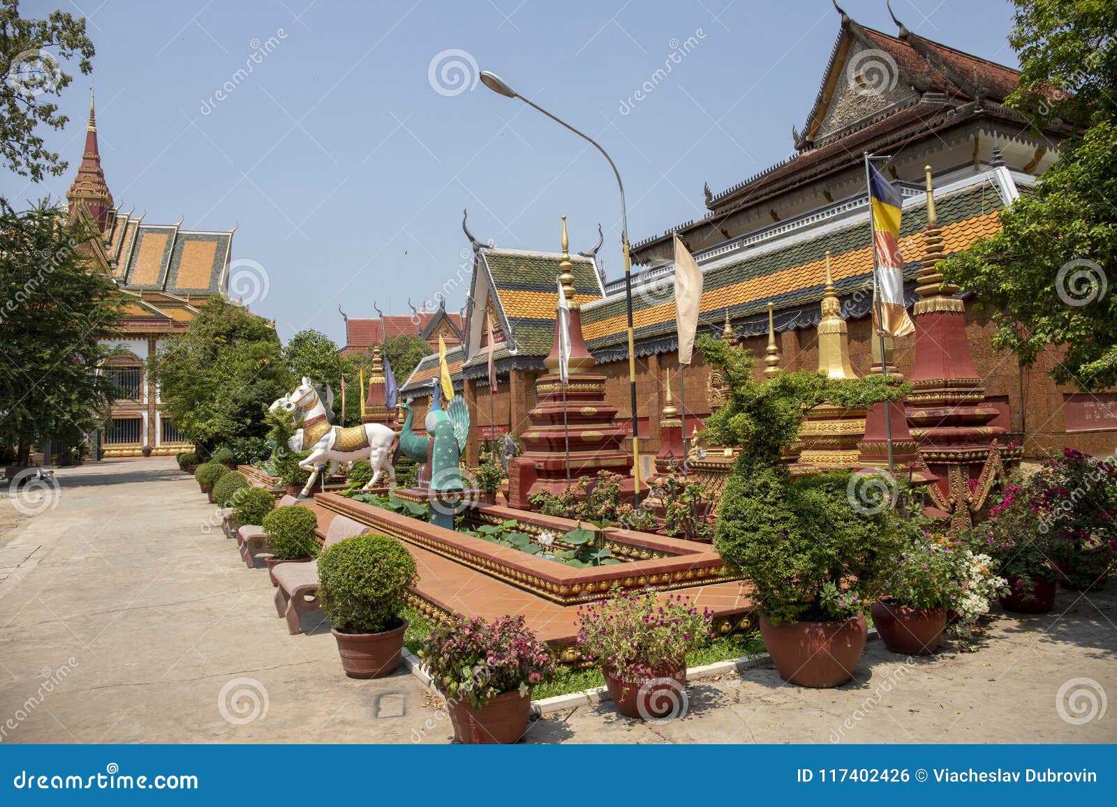 暹粒 柬埔寨 18年3月27日 Preah Promaeath塔大厦装饰佛教寺庙在东南亚编辑类照片 图片包括有收割 公园