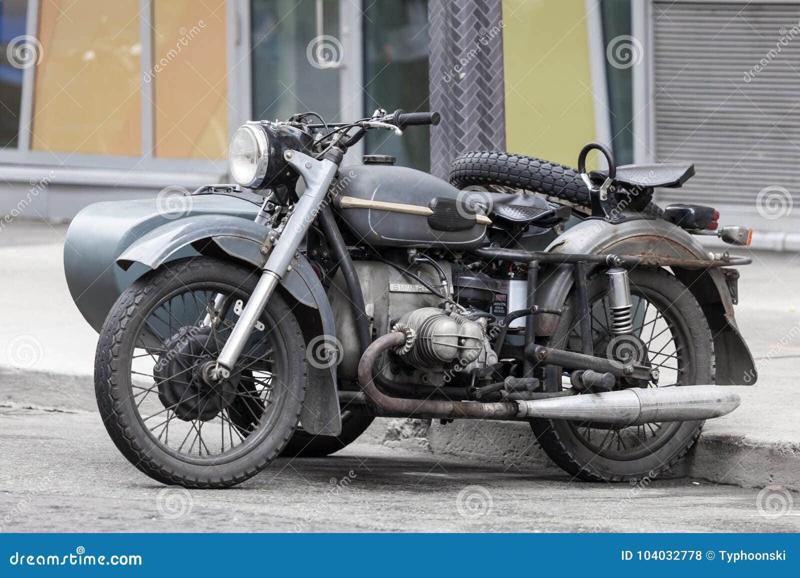 有边车的老bmw摩托车编辑类库存照片 图片包括有摩托车 有历史 城市 通信工具 边车 德语