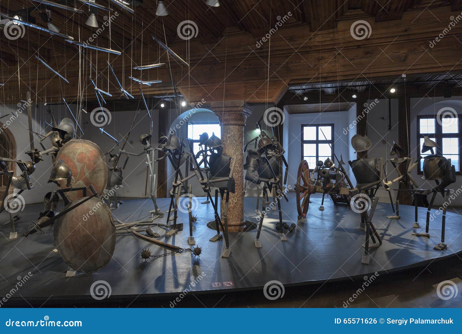 武器和战争服装展览在hohensalzburg堡垒萨尔茨堡 奥地利编辑类照片 图片包括有