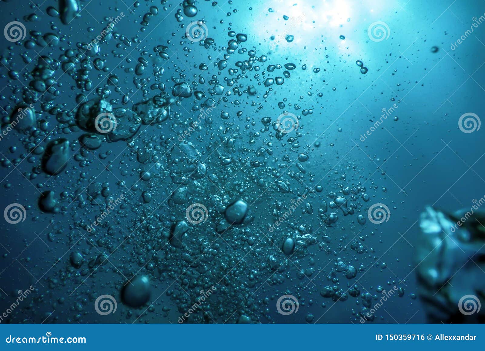 水下的气泡水下的背景泡影库存照片 图片包括有艺术 干净 抽象 放光 蓝色 瓶颈 水色 水下的气泡水下的背景泡影库存照片 图片包括有艺术 干净 抽象 放光 蓝色 瓶颈 水色