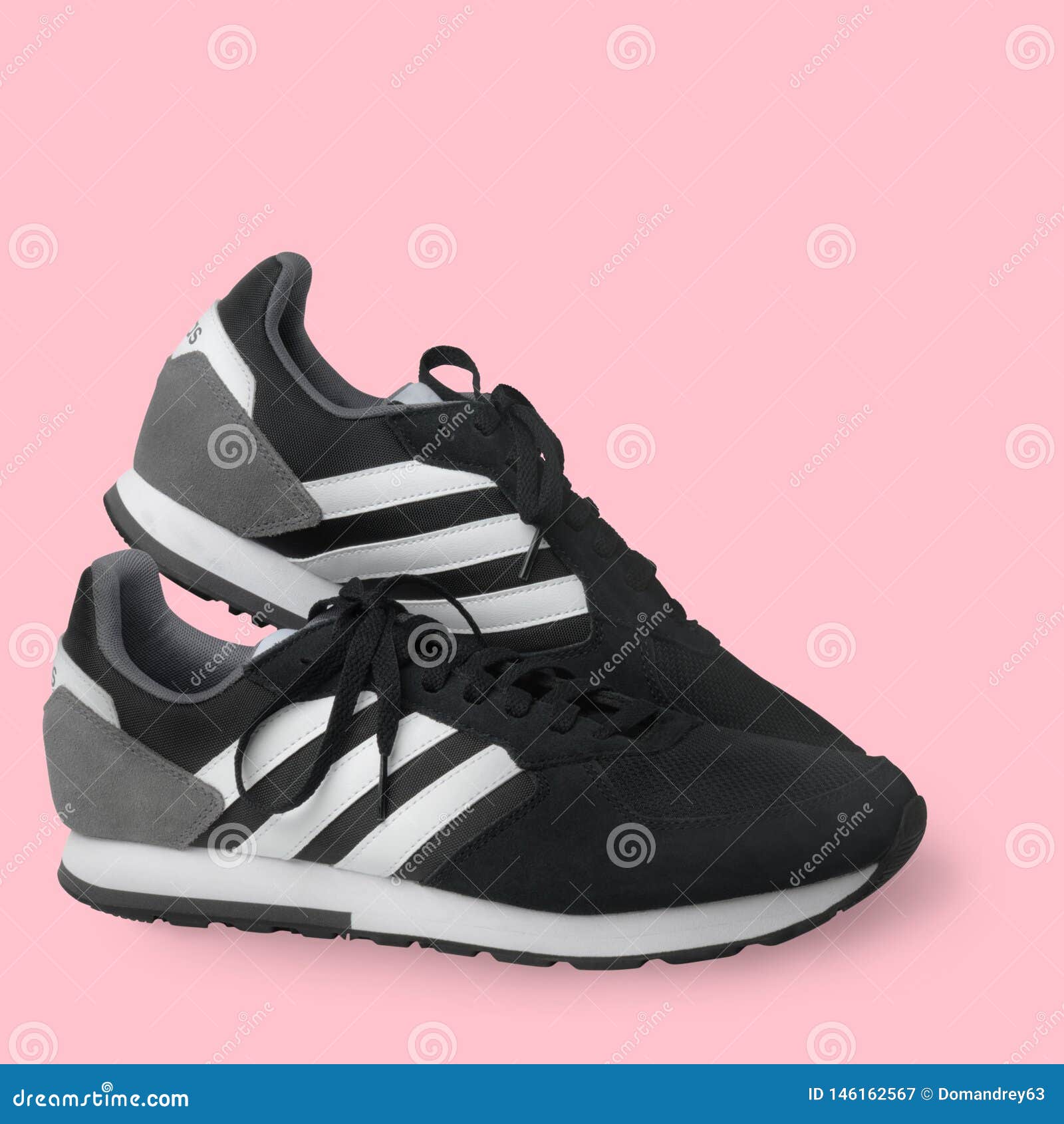 Adidas Sports Shoes Sneakers Black On A White Background Isolated Samara Russia 19 04 13 图库摄影片 图片包括有beauvoir 灰色