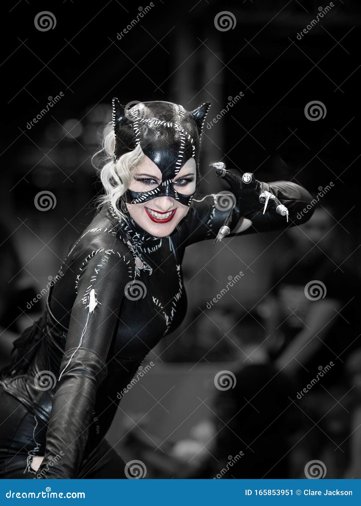 猫女cosplay肖像女装编辑类照片 图片包括有愉快 表面 复制 服装 乳汁 女英雄 猫女cosplay肖像女装编辑类照片 图片包括有愉快 表面 复制 服装 乳汁 女英雄
