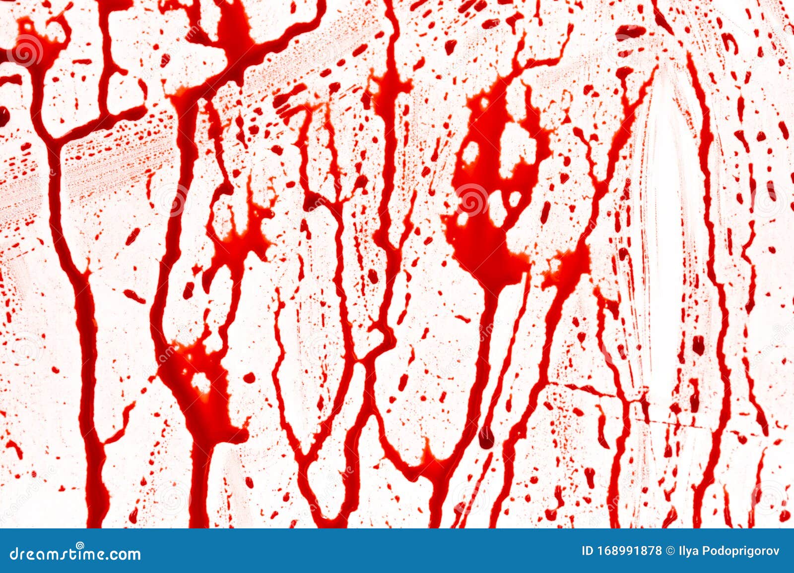 白色背景上的血淋淋和滴落滴下红血漆库存照片 图片包括有一滴 模式 液体 流体 万圣节