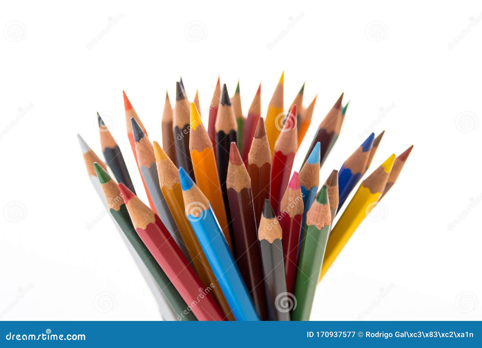 白色背景中带彩色铅笔的人物库存例证 插画包括有铅笔 幼稚园 削尖 工艺 艺术 艺术性 白色背景中带彩色铅笔的人物库存例证 插画包括有铅笔 幼稚园 削尖 工艺 艺术 艺术性