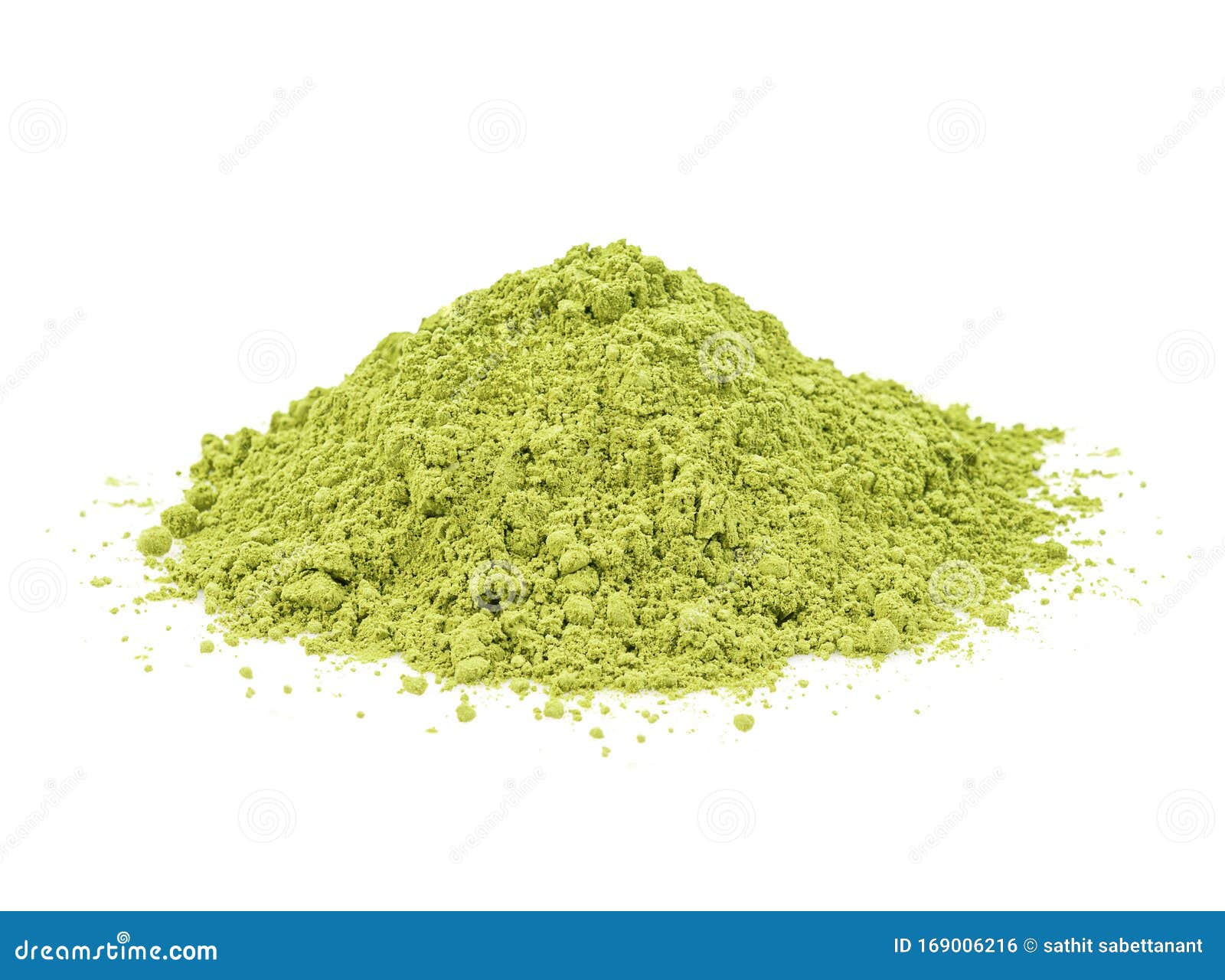 白色背景中的绿色抹茶粉用精磨绿茶粉制成的抹茶库存照片 图片包括有查出 芬芳 绿色 制作