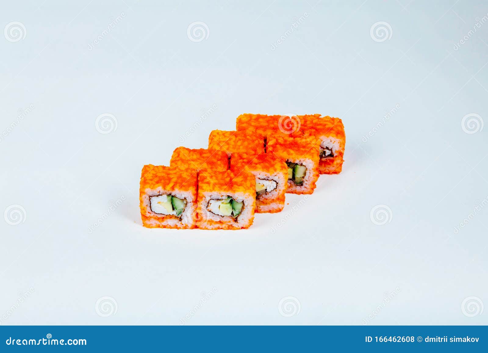 白色背景中的鱼卷日本食品寿司库存照片 图片包括有文化 背包 原始 餐馆 日语 午餐 烹调