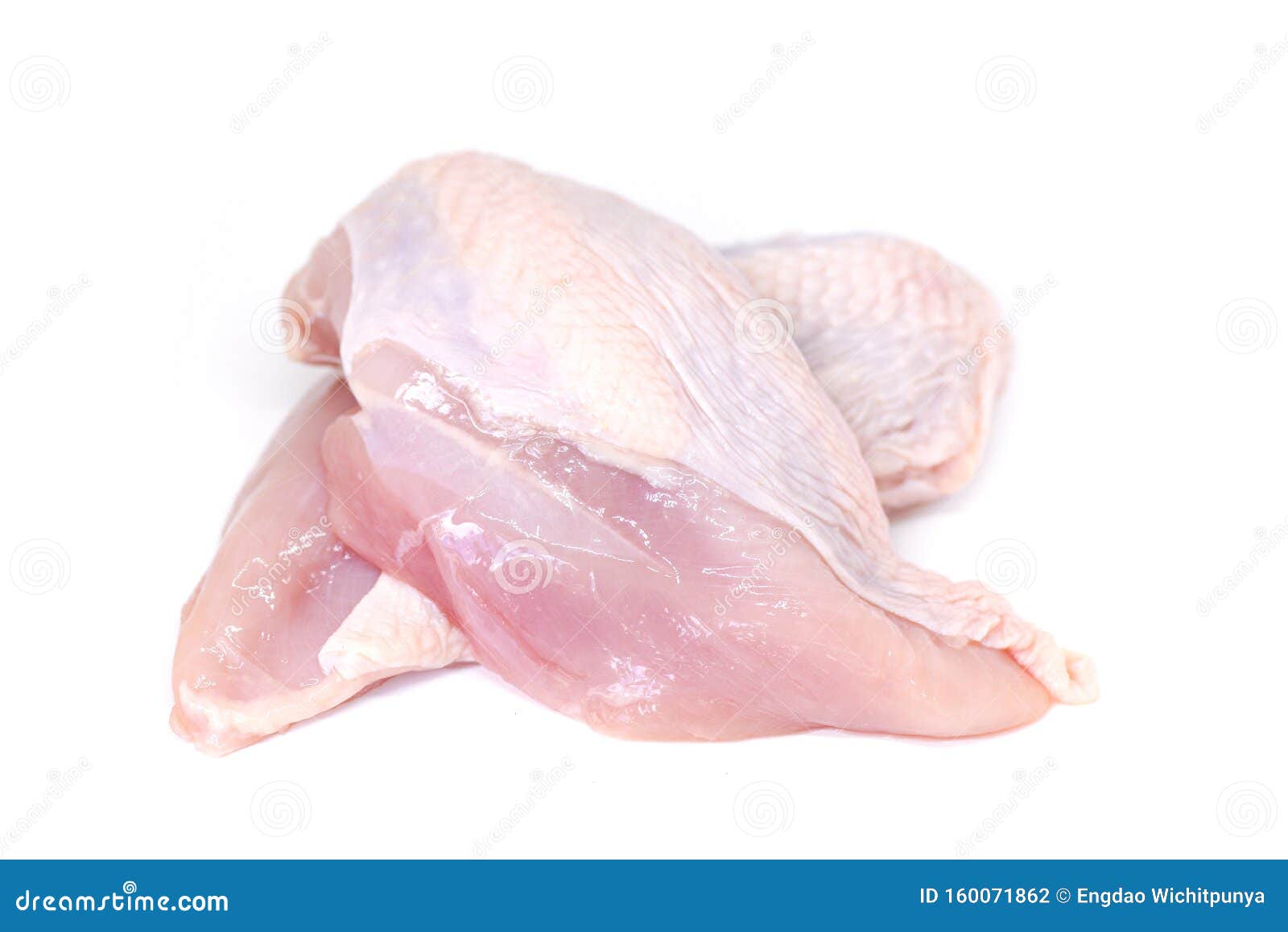 白色背景中的鸡胸 用烹饪食品原料腌制的生未熟鸡肉库存照片 图片包括有用烹饪食品原料腌制的生未熟鸡肉