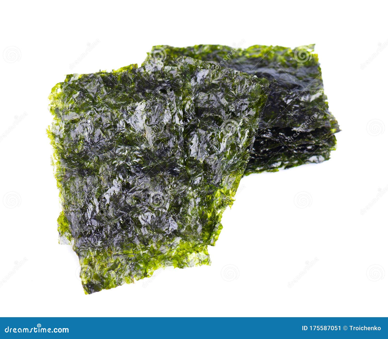 白色背景中突出的脆皮海藻日本野菜干海藻片库存图片 图片包括有嘎吱咬嚼 成份 海藻 营养
