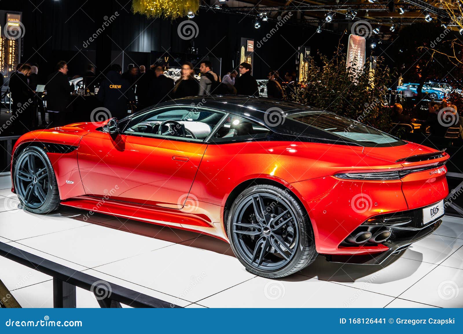 红阿斯顿马丁dbs 布鲁塞尔车展 梦之汽车 由阿斯顿马丁制造的英国超大型旅游公司编辑类照片 图片包括有活动 性能 红阿斯顿马丁dbs 布鲁塞尔车展 梦之汽车 由阿斯顿马丁制造的英国超大型旅游公司编辑类照片 图片包括有活动 性能