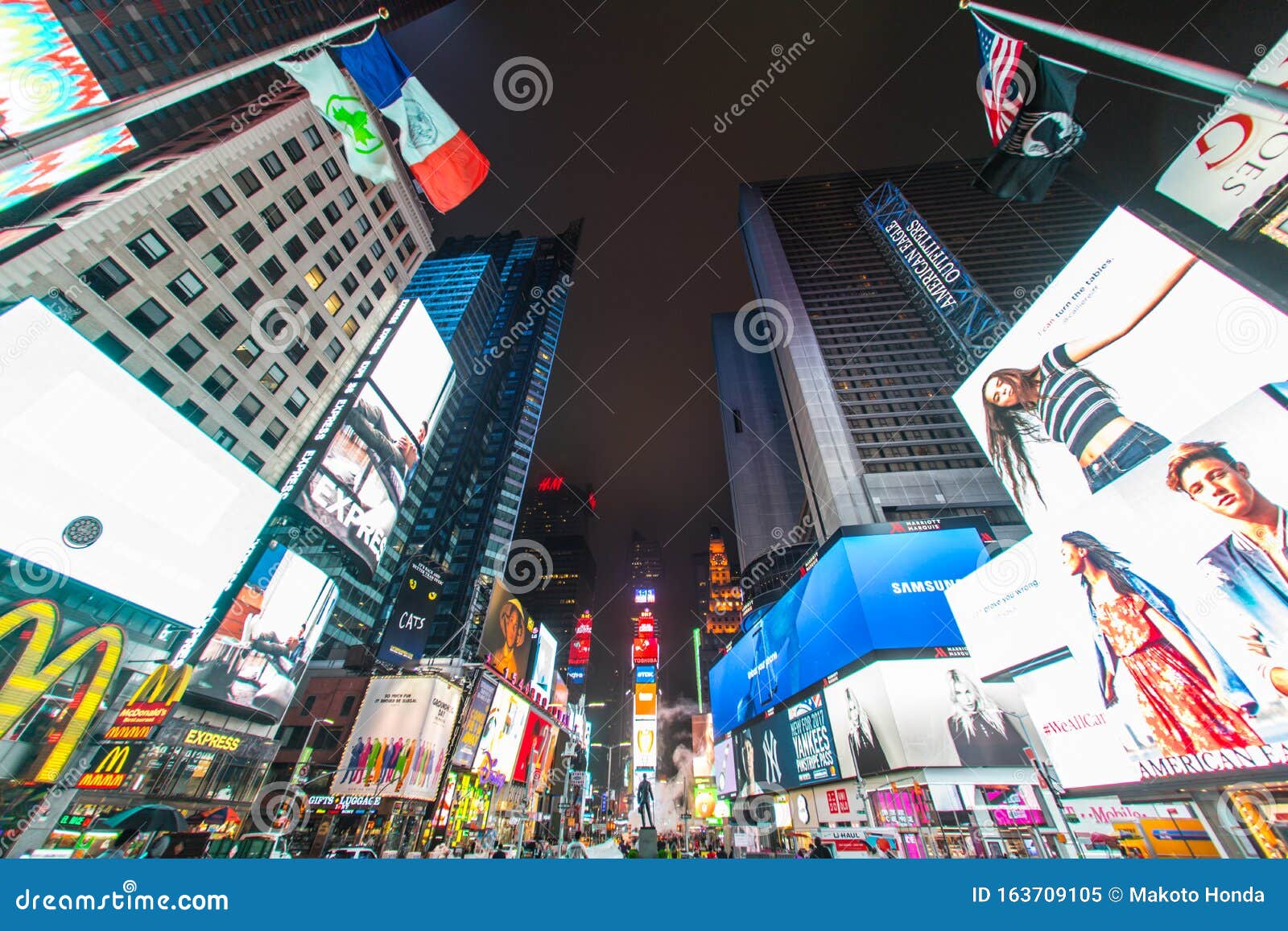 纽约时报广场时代广场的夜景编辑类图片 图片包括有重婚 五颜六色 导致 北部 显示 场面 纽约时报广场时代广场的夜景编辑类图片 图片包括有重婚 五颜六色 导致 北部 显示 场面