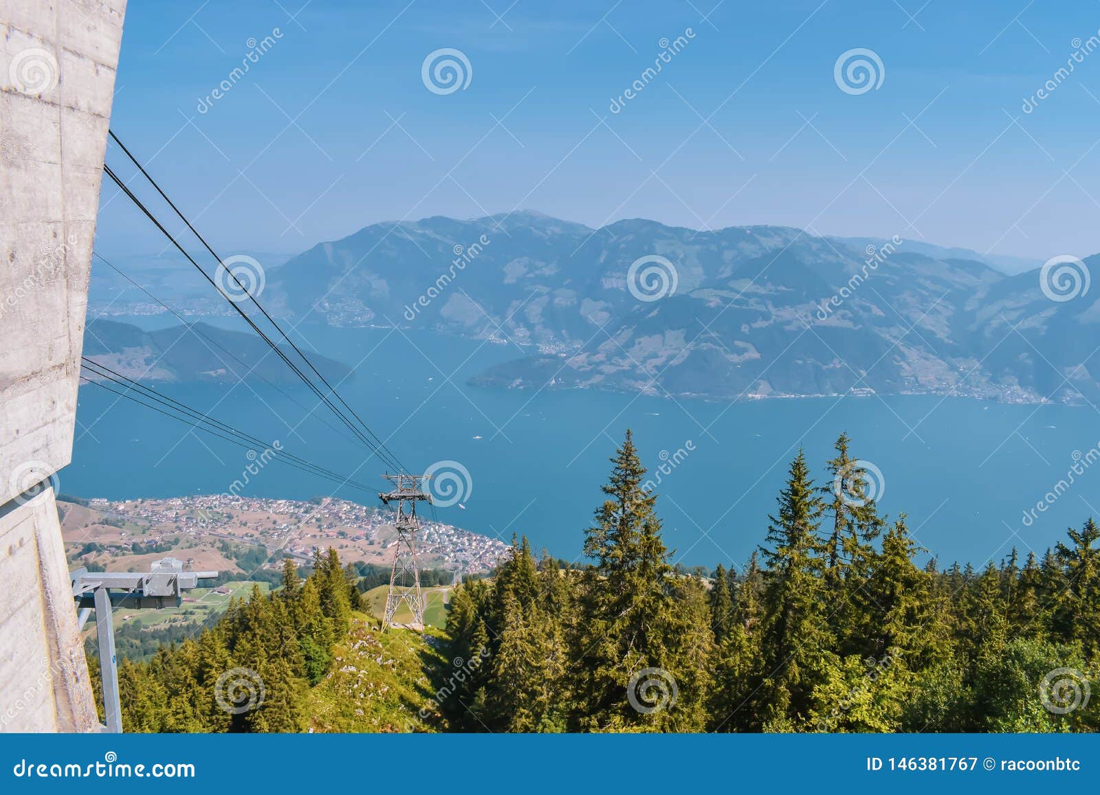 美好的瑞士阿尔卑斯山脉的夏天全景琉森湖在背景中库存图片 图片包括有卢塞恩 全景 夏天 组塑