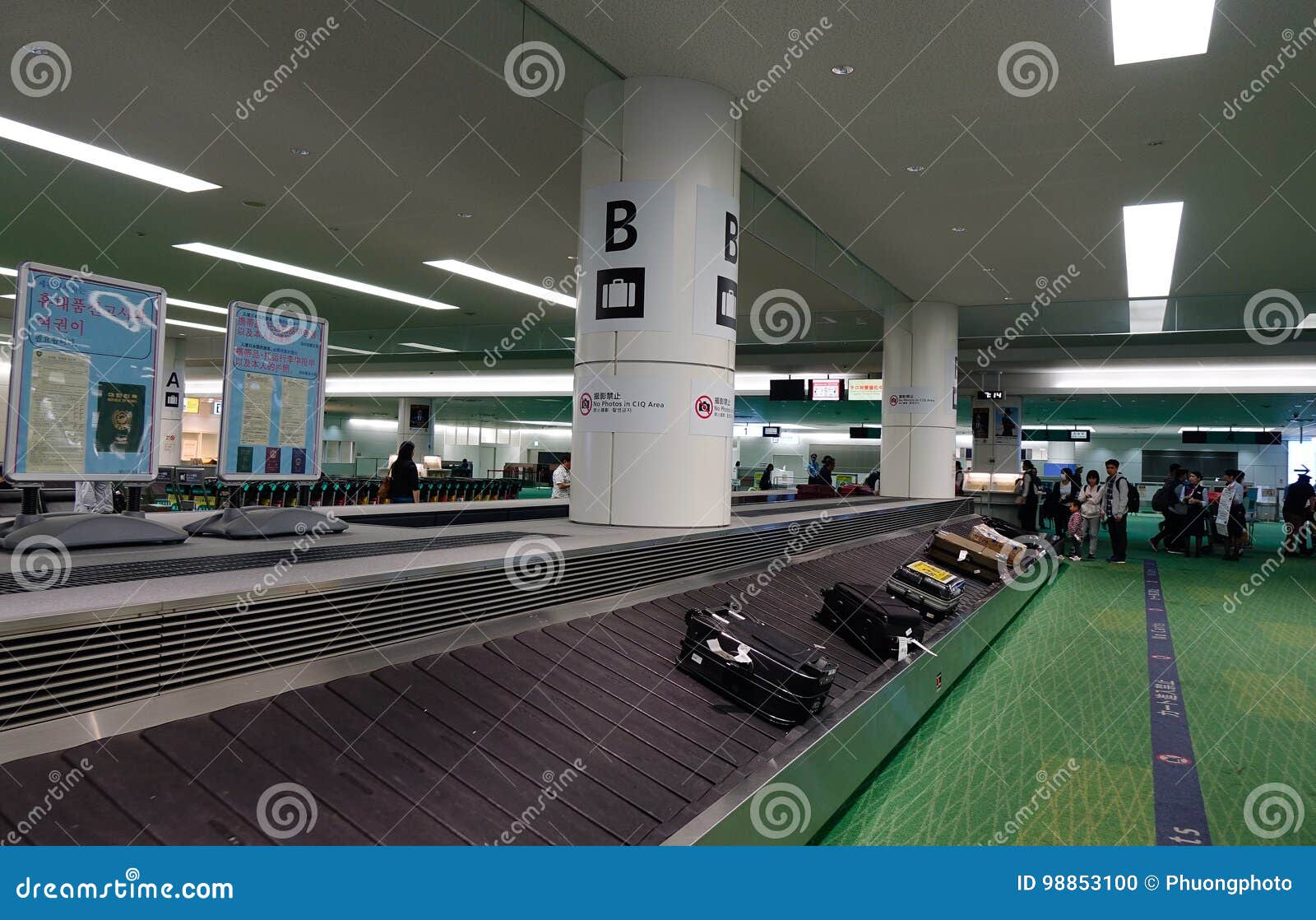 羽田空港在东京 日本编辑类图片 图片包括有引擎 国际 等候 国内 旅游业 商业 自动扶梯